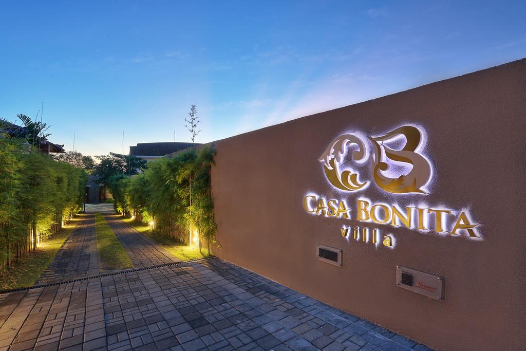 Casa Bonita Villa Bali Jimbaran Exterior foto
